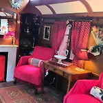 La Roulotte D'alany Сasa de vacaciones *